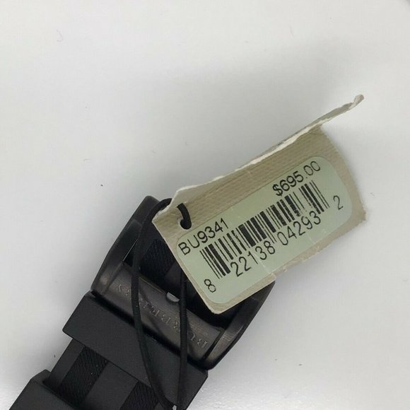 NWT BURBERRY THE NEW CITY GMT BLACK SILICONE WATCH - Picture 4 of 6